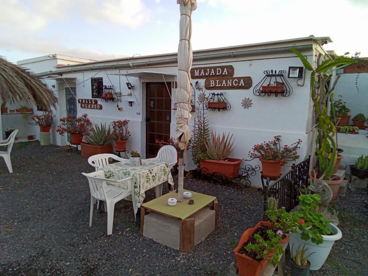 Majada Blanca Appartement Antigua  Buitenkant foto